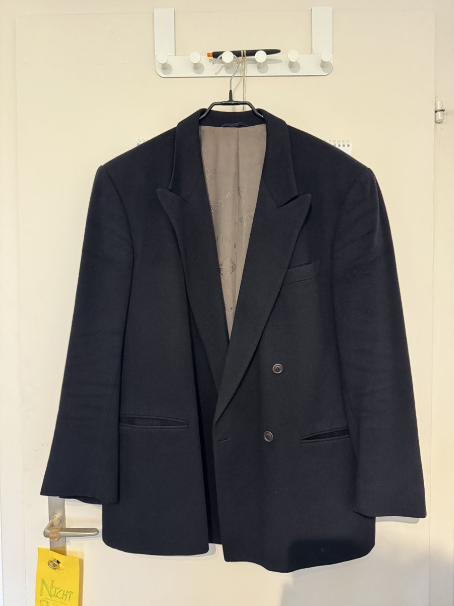 Bogner Jacken: Bogner Cashmere Blazer Grösse 52 – Gebraucht aus Trélex von stripedthrift
