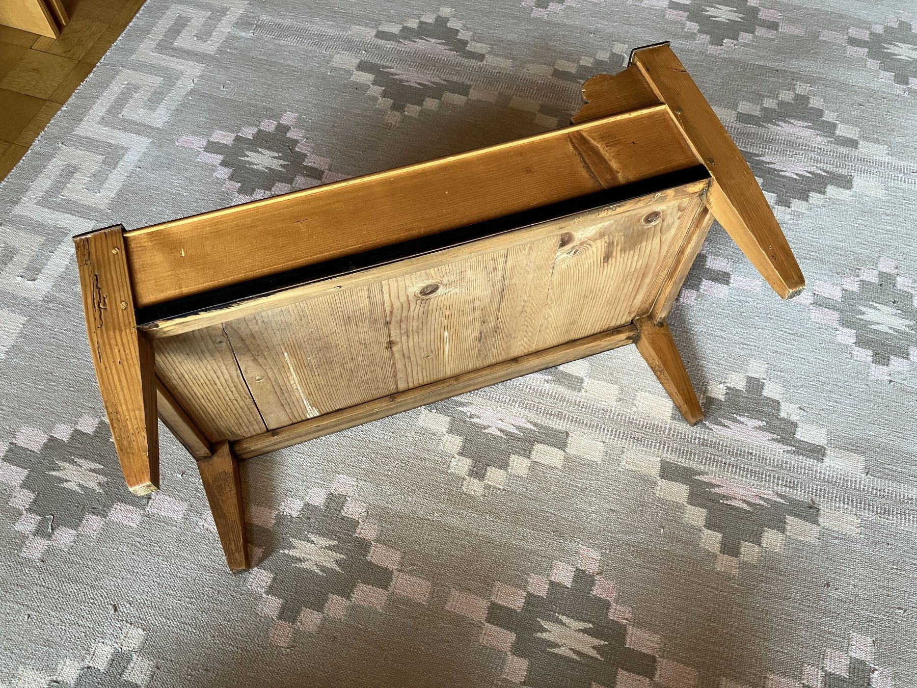 Spielzeuge: Puppenbett im Biedermeier-Stil – Gebraucht aus Oberegg von Najen751 4