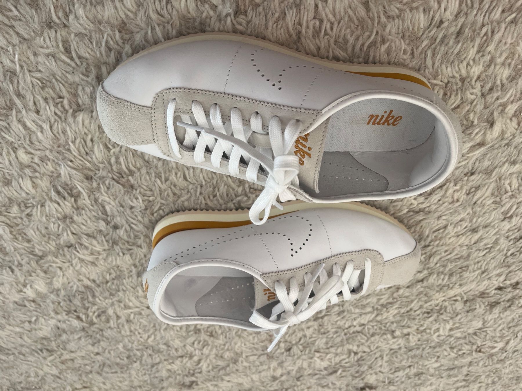Nike Damenschuhe: Nike Cortez Sneaker Gr. 40 – Gebraucht aus Utzenstorf von Ismaele 4
