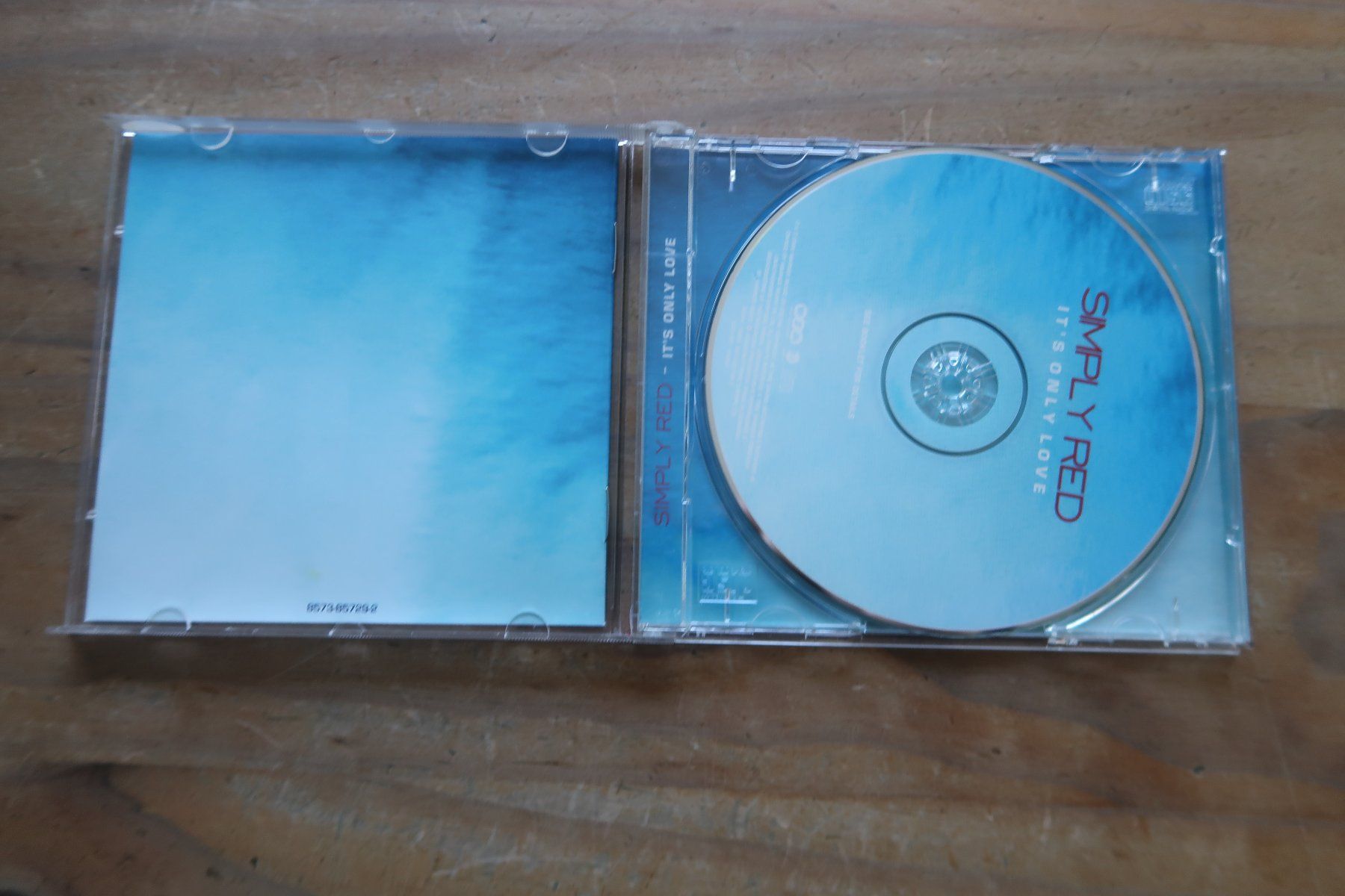 CDs: SIMPLY RED - IT'S ONLY LOVE - CD – D'occasion à Basel par Patiscat 3