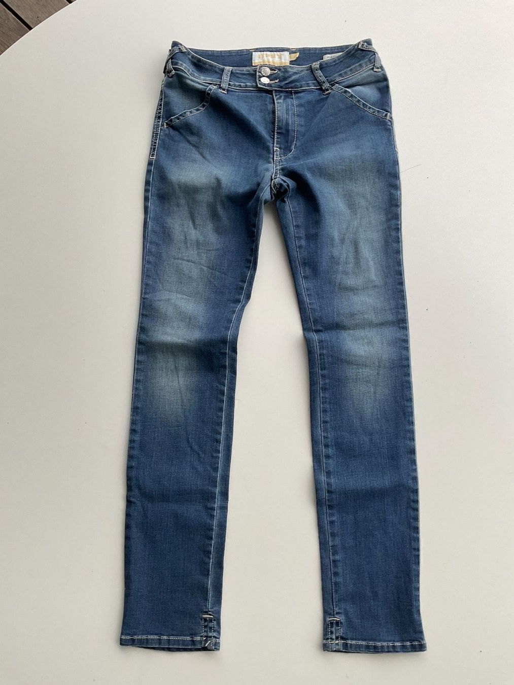 Pantaloni: Jeans Marke Met – Usato da Baden venduto da KiWiBa