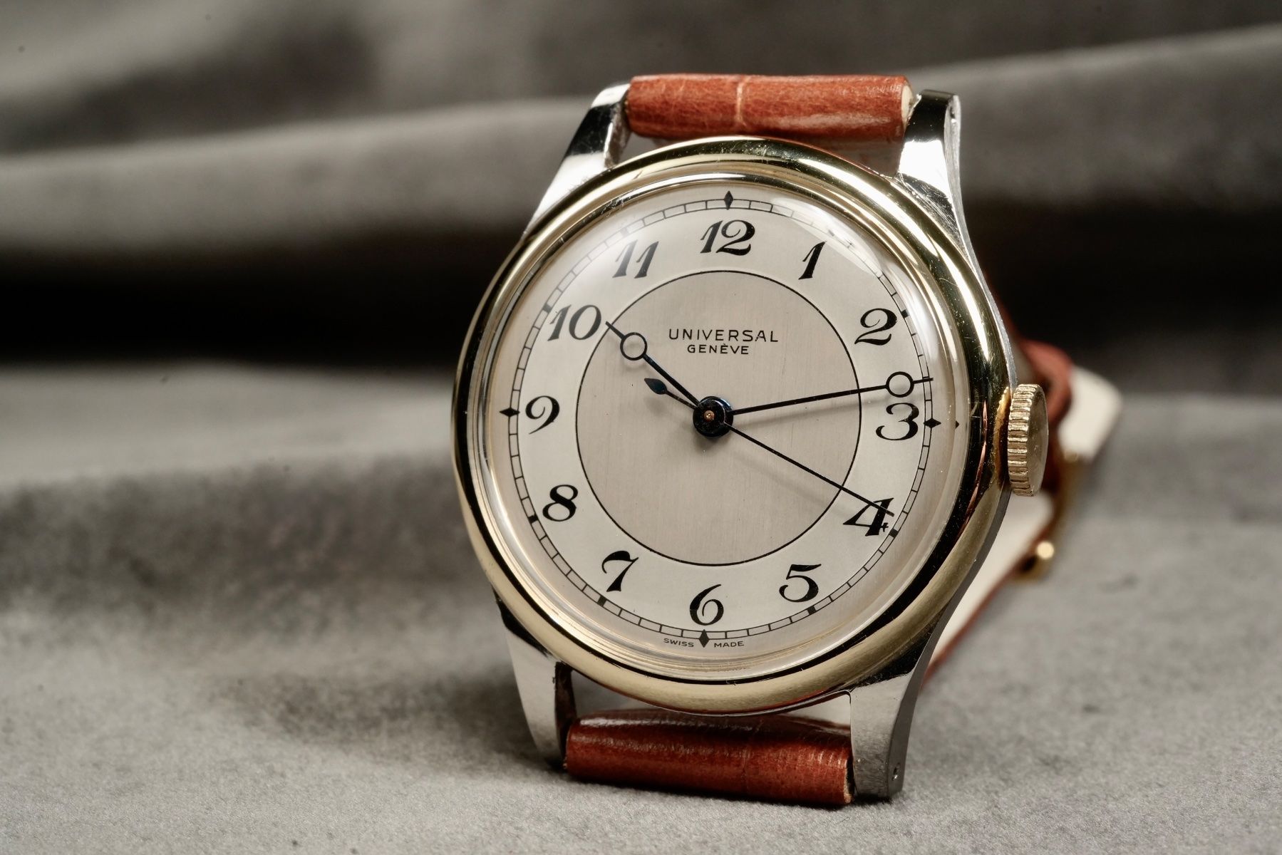 Universal Genève Orologi: Universal Geneve -  Breguet Numerals 1945 Ref. 20733 ST&G – Usato da Morcote venduto da chronoservice 3