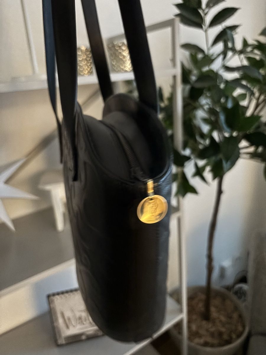 Saint Laurent Sacs femmes: Saint Laurent – D'occasion à Bolligen par mic_nf5g 1