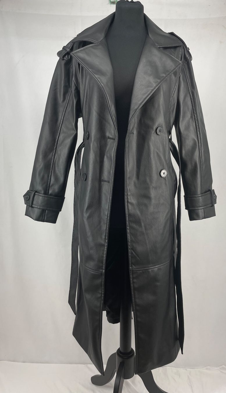 Pull&Bear Mäntel: PULL ET BEAR Manteau noir – Gebraucht aus Lausanne von PlusValue_Lausanne