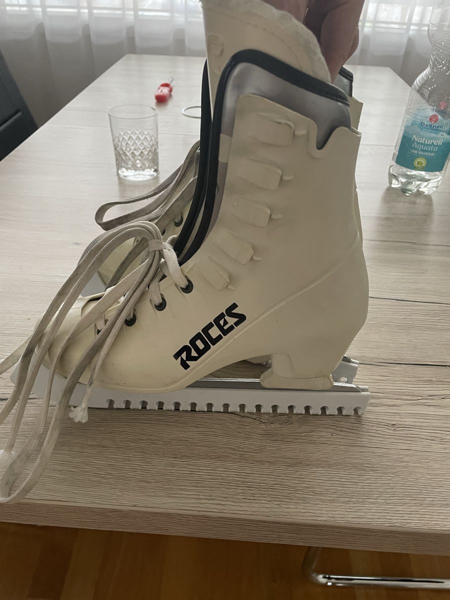Pattini da ghiaccio: Schlittschuhe Roces, creme-weiss, Grösse 37 – Usato da Oberwil BL venduto da Petermib 3