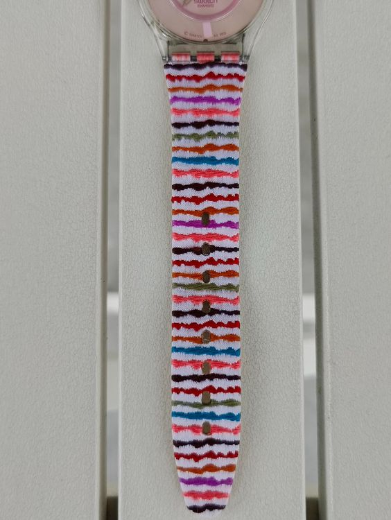 Swatch Orologi: SWATCH Damen Uhr, pink, ultrathin – Usato da Meggen venduto da SellingGoods_1 3