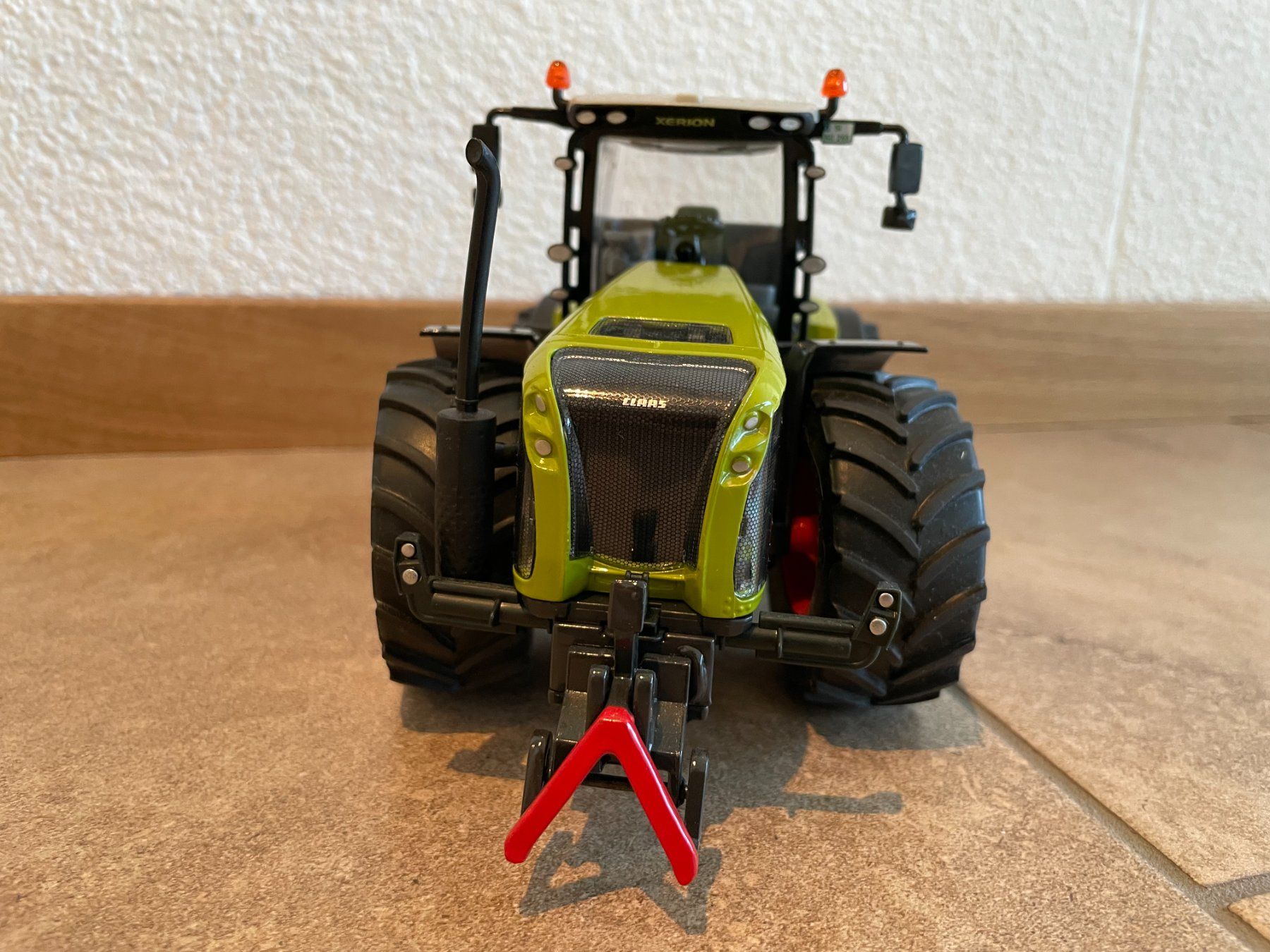 Claas Trattori: SIKU Claas Xerion 5000 – Nuovo e nell'imballaggio originale da Kreuzlingen venduto da Stefan1150 1