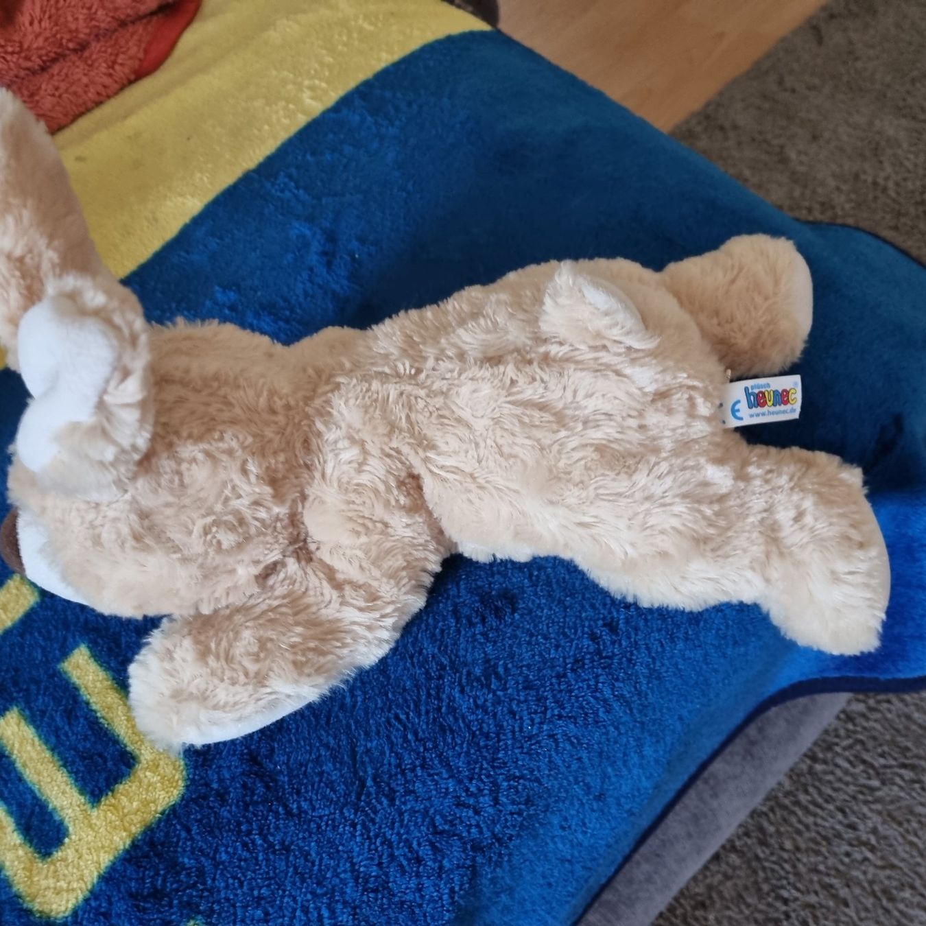 Giocattoli: Hase liegend Plüschtier 35cm – Usato da Buchs AG venduto da Kitten33 1