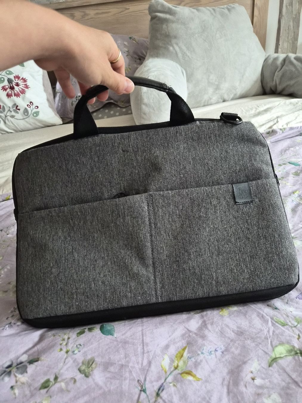 Borse: Schwarze hp Laptoptasche, neu  – Usato da Fislisbach venduto da Crisisgusita 1