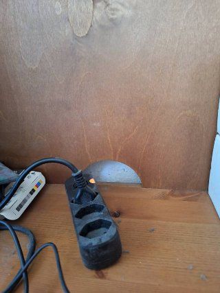 Ikea Scrivanie: Schreibtisch – Usato da Bretzwil venduto da mar_5x7b 1