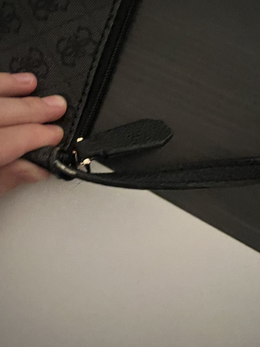 Guess Borse da donna: Guess kleine Handtasche – Usato da Rubigen venduto da mil_98vx 2