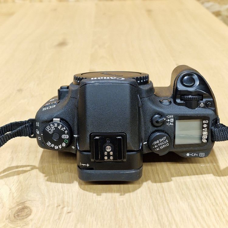 Canon EOS 3000N SLR Film Camera + Canon Zoom Lens! (Gebraucht) in ...