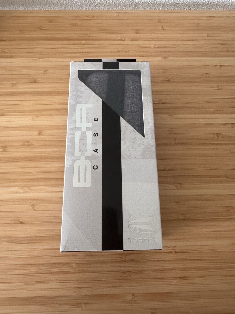 Freccette: Target Boa Dart Case, Grau/Hellgrau, Neu & Originalverpackt – Nuovo e nell'imballaggio originale da Gossau SG venduto da ahb_nm2v