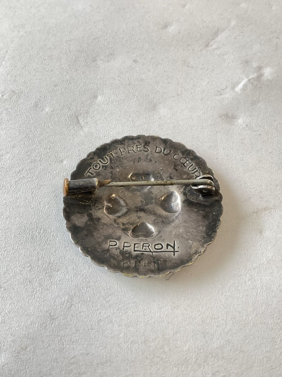 Broschen & Nadeln: Ancienne broche, argenté P.Peron Kelt – Gebraucht aus Malleray von Robot12 4