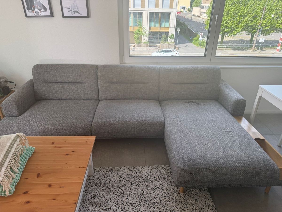 Divani: 3-seat sofa with chaise longue – Usato da Lausanne venduto da marios.7