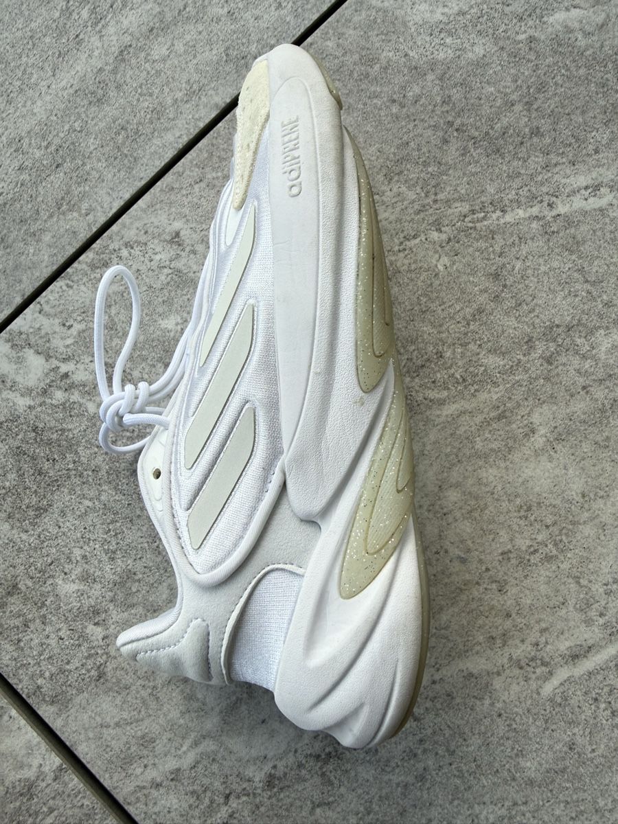Adidas Chaussures femmes: Sneakers Adidas Ozelle weiss – D'occasion à Grenchen par kimsii 7
