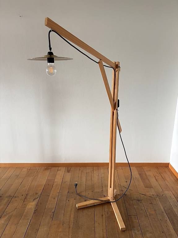 Lampade: Ständerlampe – Usato da Zürich venduto da LukasGaeh