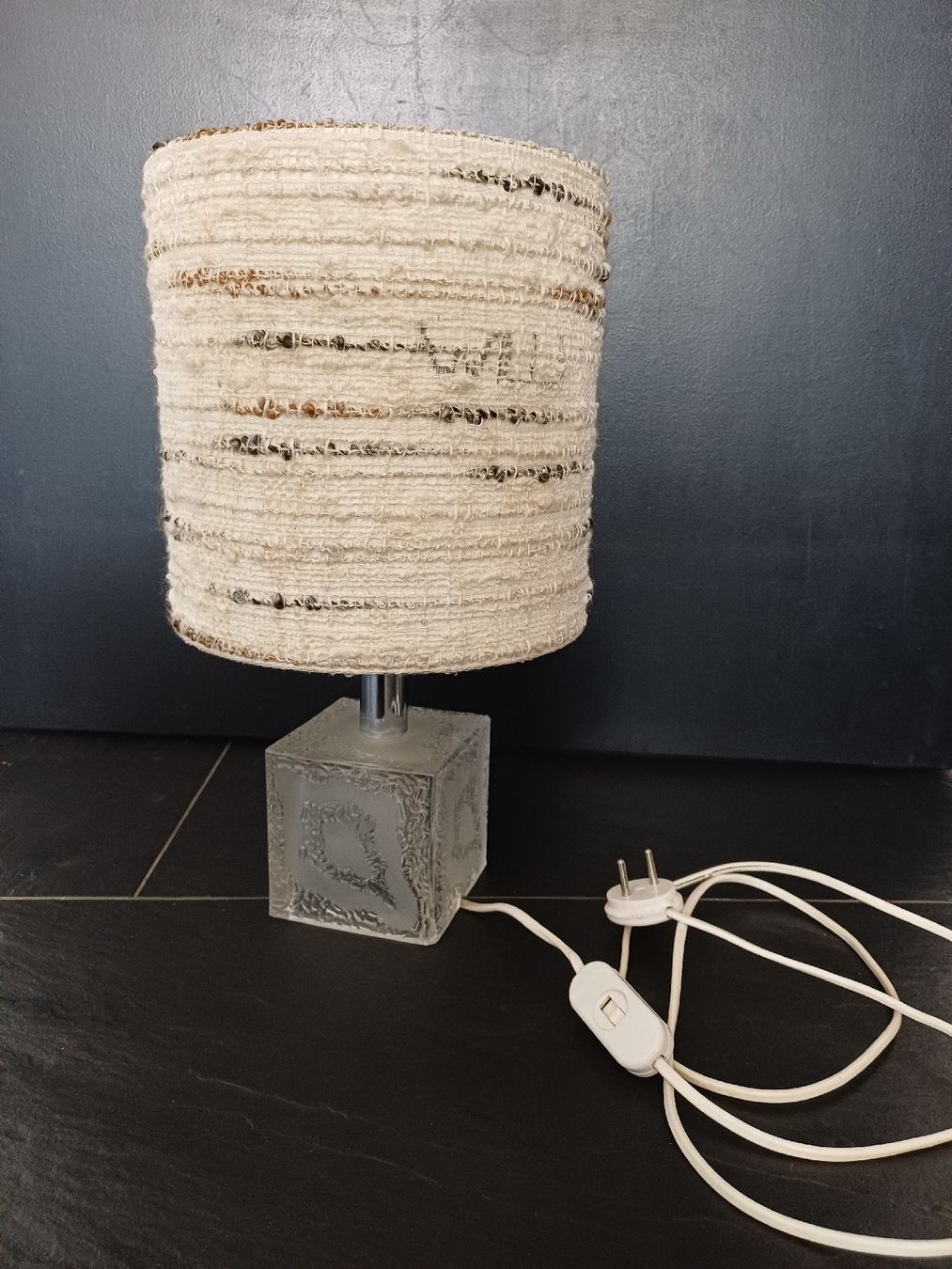 Lampade: Vintage Tischlampe mit Glasfuss – Usato da Niederuzwil venduto da wolkenlos80 1