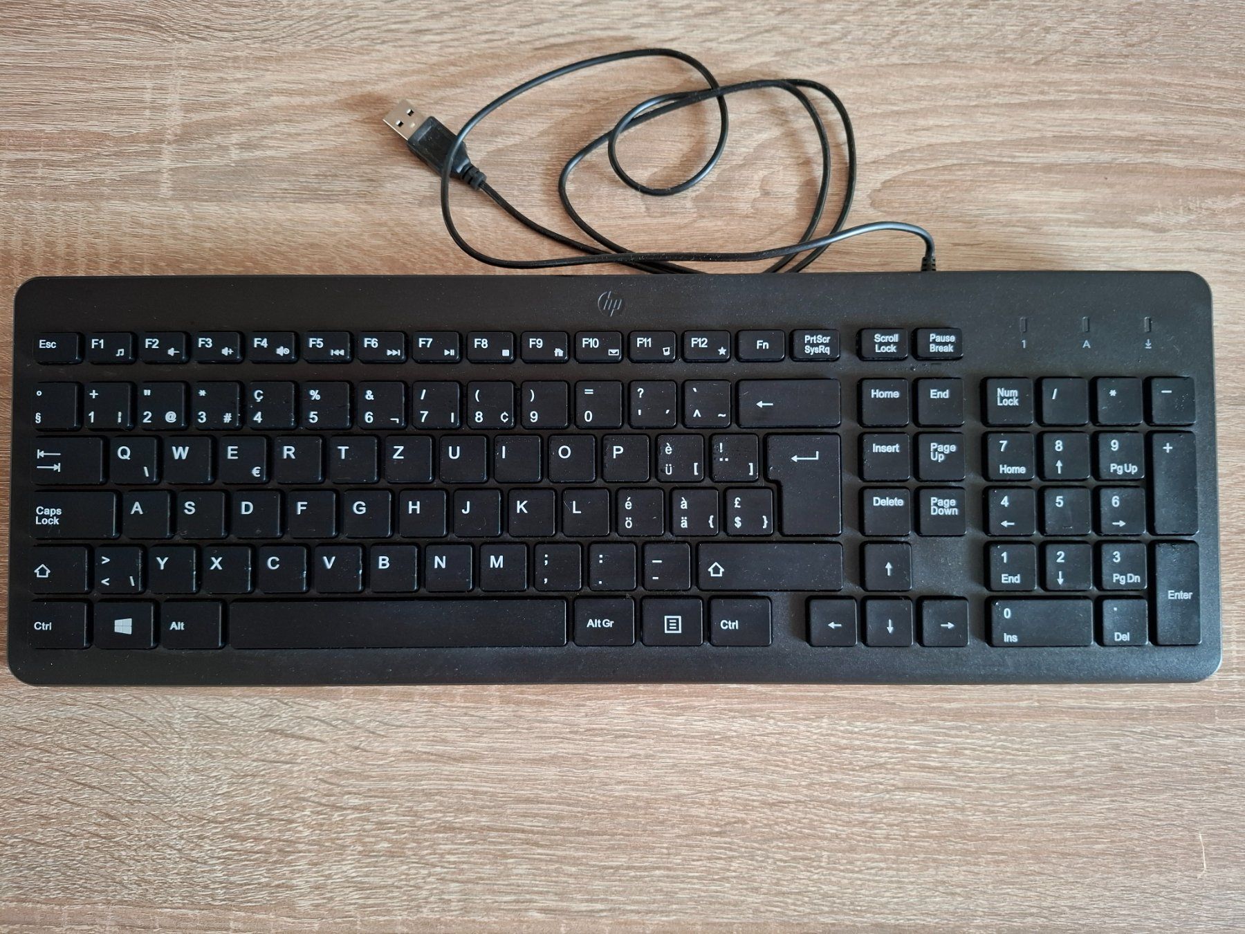 Claviers: HP Tastaturen – D'occasion à Felben-Wellhausen par voe_sm5g