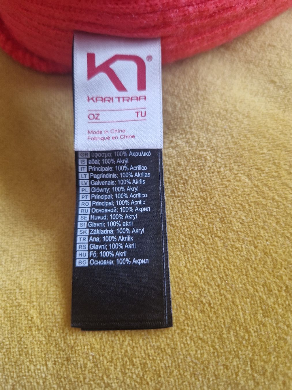 Copricapi, berretti & cappellini: Kari traa Mütze – Usato da Walchwil venduto da Petulas 1