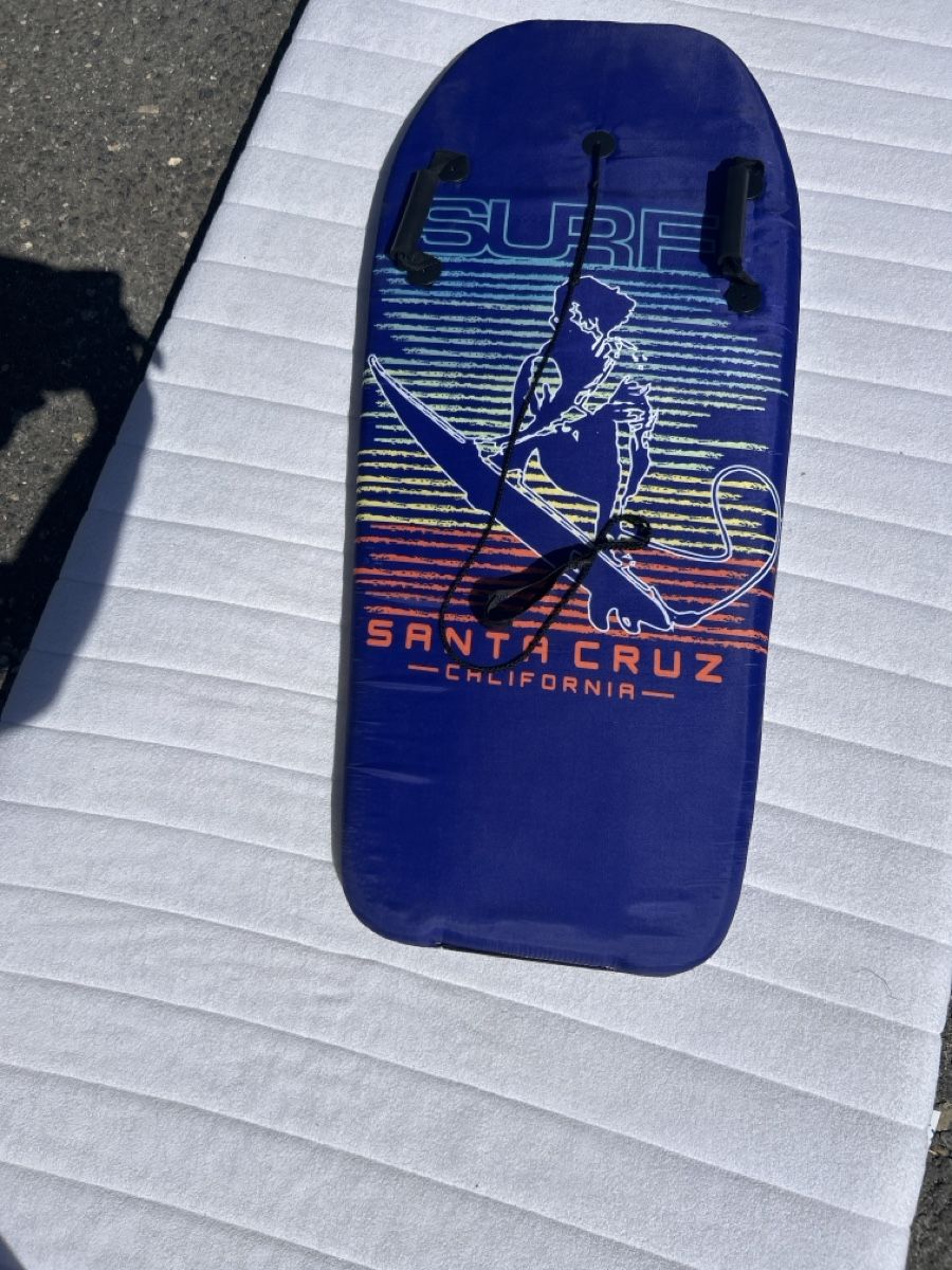 Planches de surf: Kinder Surfbrett leicht  – D'occasion à Hirzel par nora1983