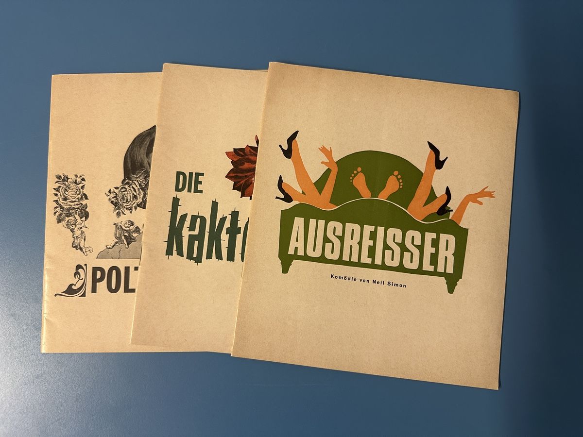 Documenti: 3 Theaterprogrammhefte Berlin 1965/66 – Usato da Flaach venduto da Hardrain