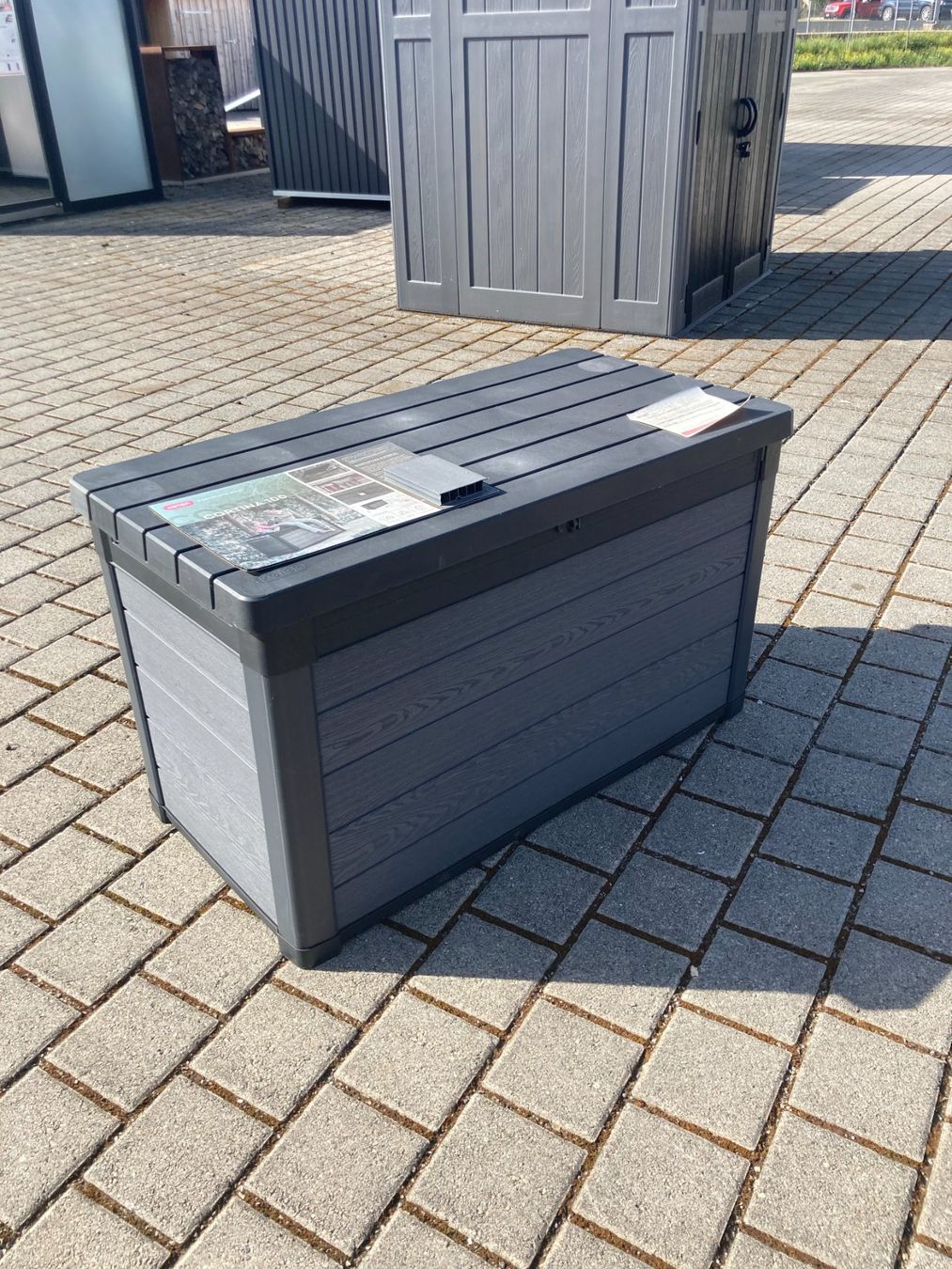 Auflagenboxen: Gartenbox Kunststoff grau wetterfest – Gebraucht aus Gontenschwil von colibri24.