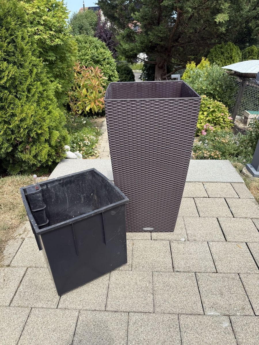 Lechuza Vasi per fiori: Topf Lechuza Kunststoff. Mit Erd-Bewässerungs-System – Usato da Freidorf TG venduto da nad_fxh7 3
