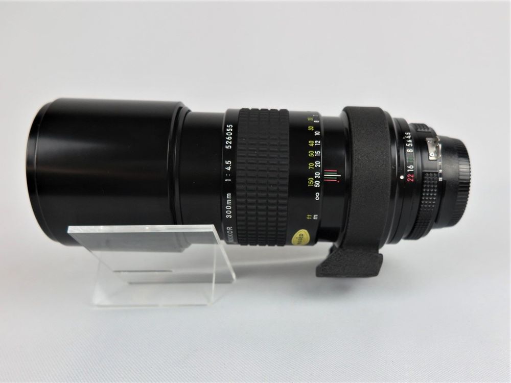 Nikon 300mm f4.5 Nikkor* ED-IF AI - Lens