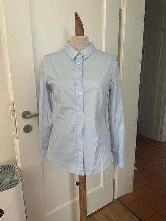 Blaues Hemd/ Bluse von Mango Grösse S