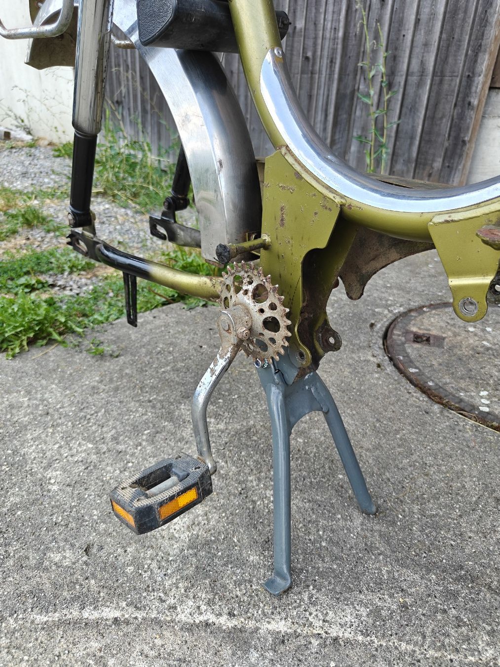 Cyclomoteurs: Hercules 623 Töffli Mofa Moped Sachs – Défectueux à Hedingen par sanneon 9