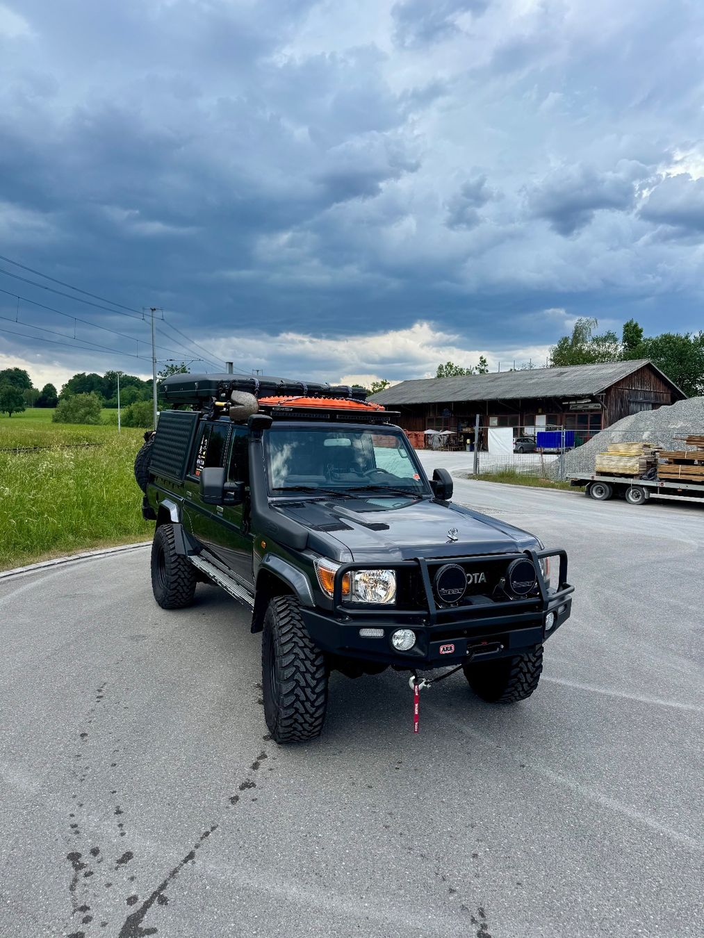 Toyota Autos: Toyota Land Cruiser GRJ79 Dual Cab – Gebraucht aus Jona von san_ztz2 1