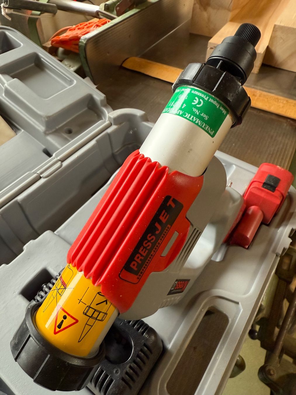 Tutte le macchine: Kress 132 Kap Auspresspistole – Nuovo (secondo la descrizione) da Holziken venduto da Timbergrizzly 1
