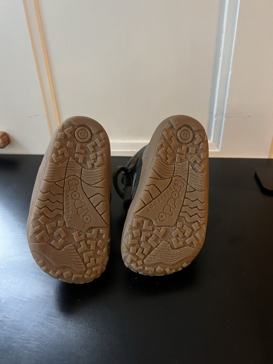 Scarpe da uomo: Froddo Kinderschuhe – Usato da Winterthur venduto da Ti-sa 3