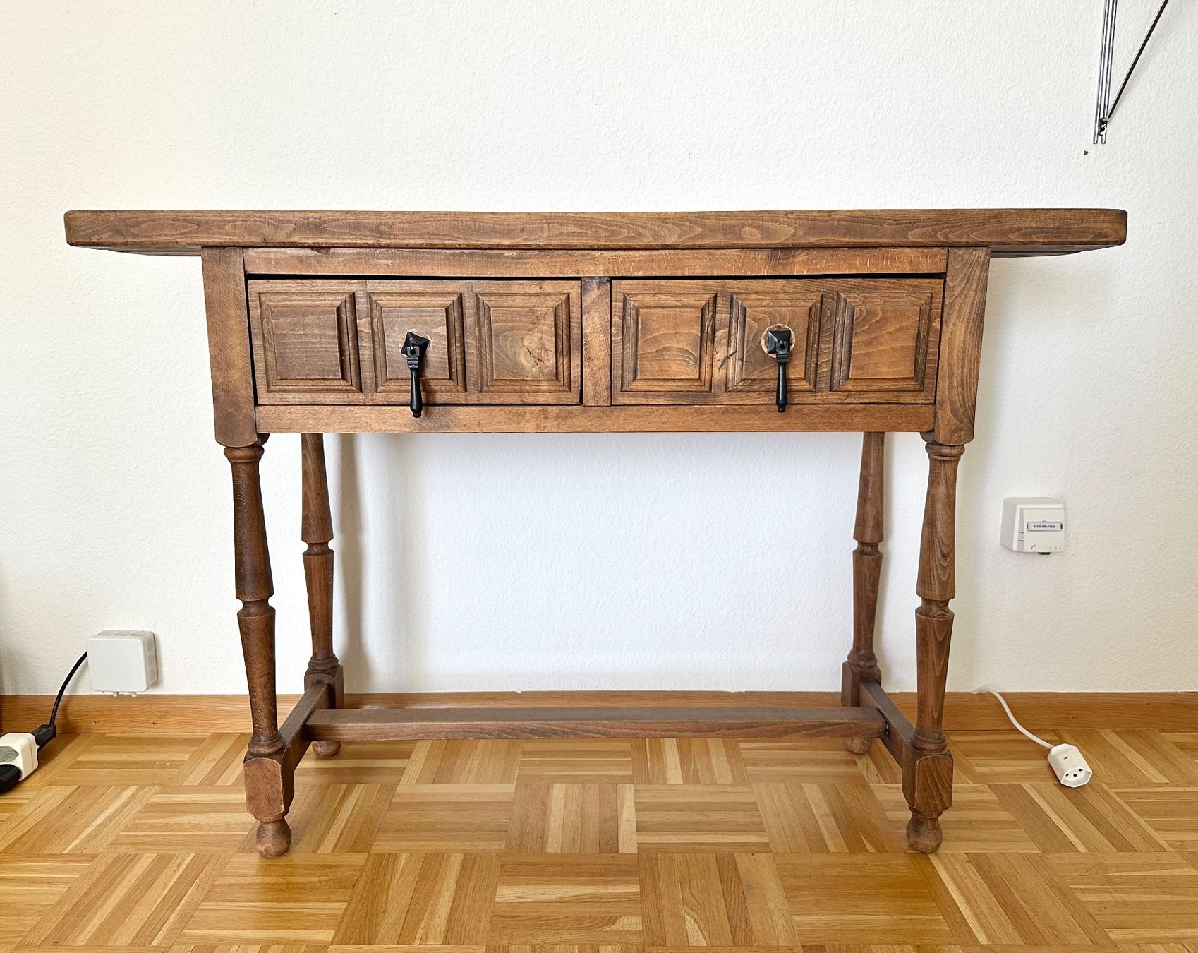 Kommoden: Antike Spanische Holzkommode Console – Gebraucht aus Basel von LynnundPepe 1