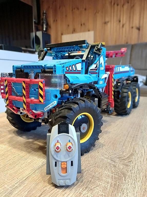 Lego Giocattoli: Lego Abschlepper inkl. Fernbedienung – Usato da Schwyz venduto da Papyrus