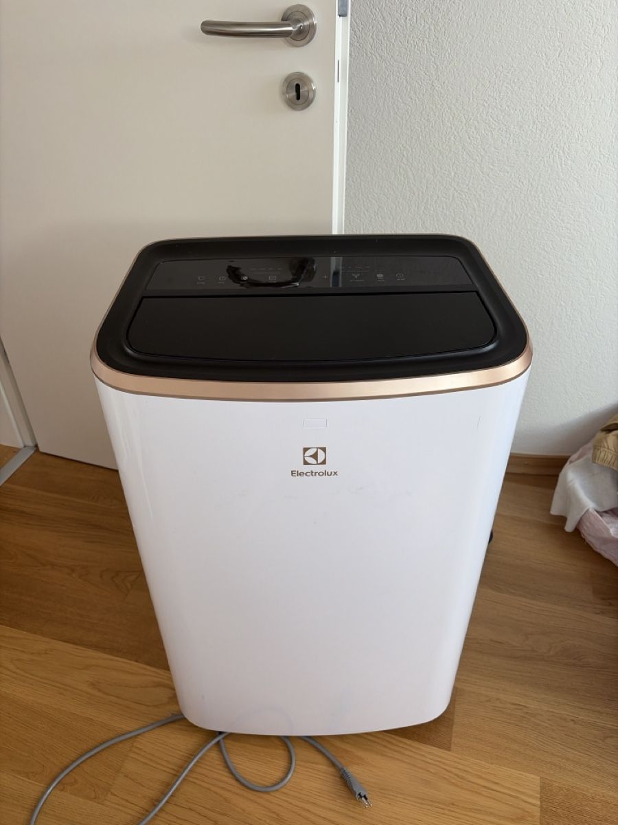 Electrolux Condizionatori: Climatiseur Electrolux portable blanc – Usato da Chambésy venduto da leuenbju 4
