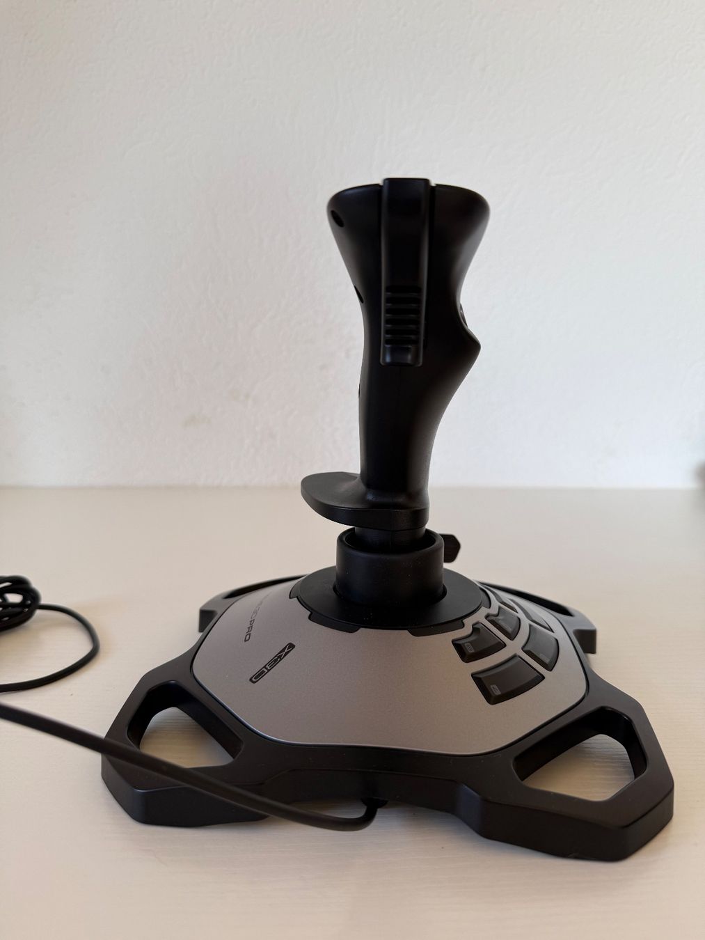 Logitech Controller: Logitech Extreme 3D Pro Precision Flightstick – Usato da Uettligen venduto da Leoniexx 3