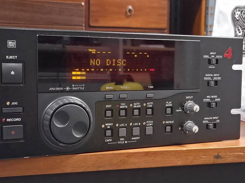 Tascam Enregistreurs: Tascam MD 801 R – Défectueux à Geneve par AlbertFink74 1