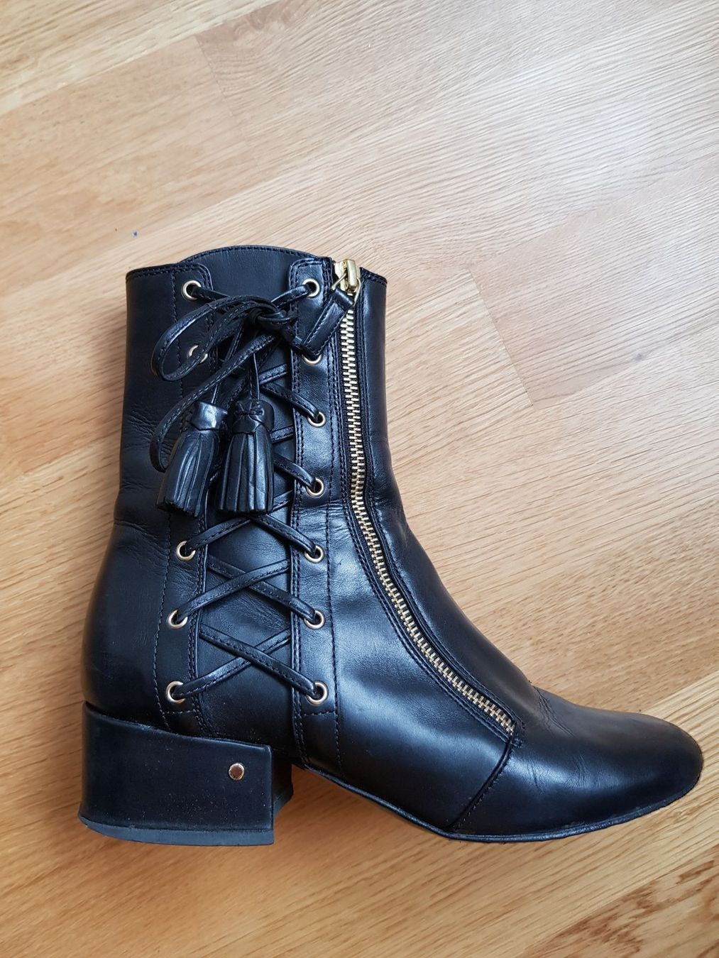 Scarpe da donna: Laurence Dacade Stiefeletten – Usato da Eschenbach SG venduto da SanFranciscoCalifornia 1