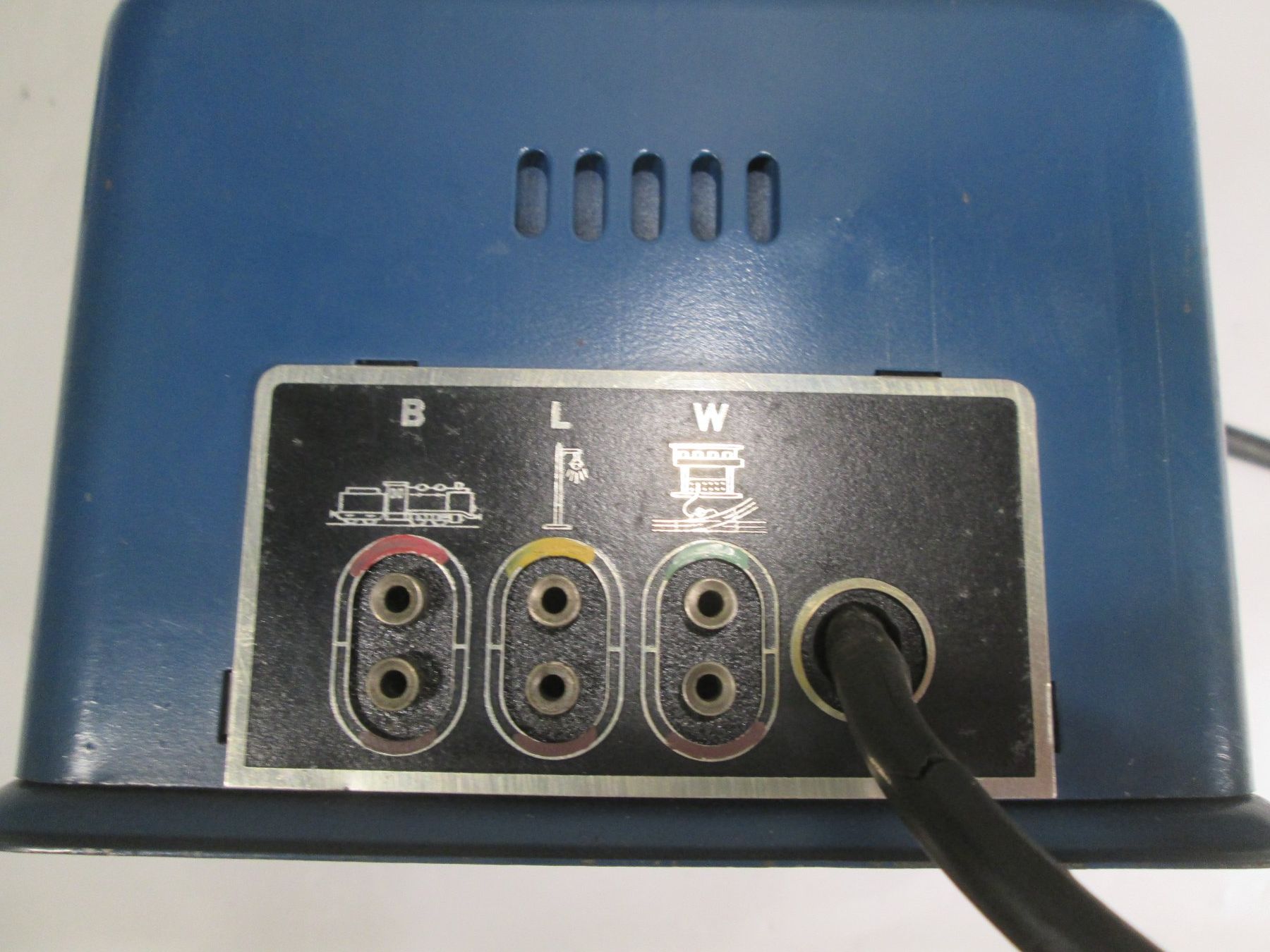 Märklin Modelleisenbahnen: alter original MÄRKLIN 220 Volt Transformer – Defekt aus Rapperswil SG von designandmore 4