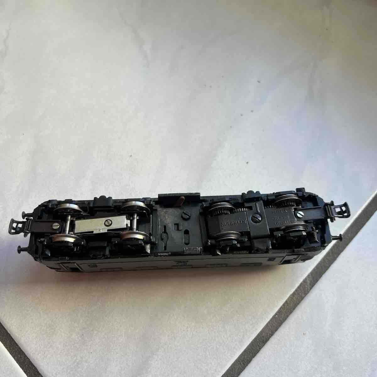 Märklin Modellini di ferrovie: Märklin Modellbahn Lokomotive E41 024 – Usato da Unterkulm venduto da Sita013 6