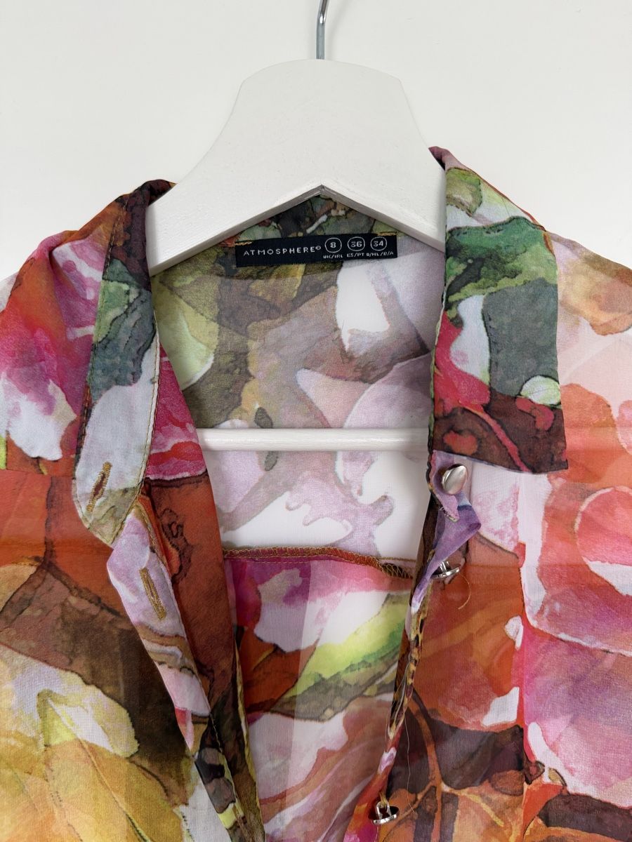 Blusen: Bluse Bunt Floral Muster Gr 36 S – Gebraucht aus Oberuzwil von PreownedAllure 1