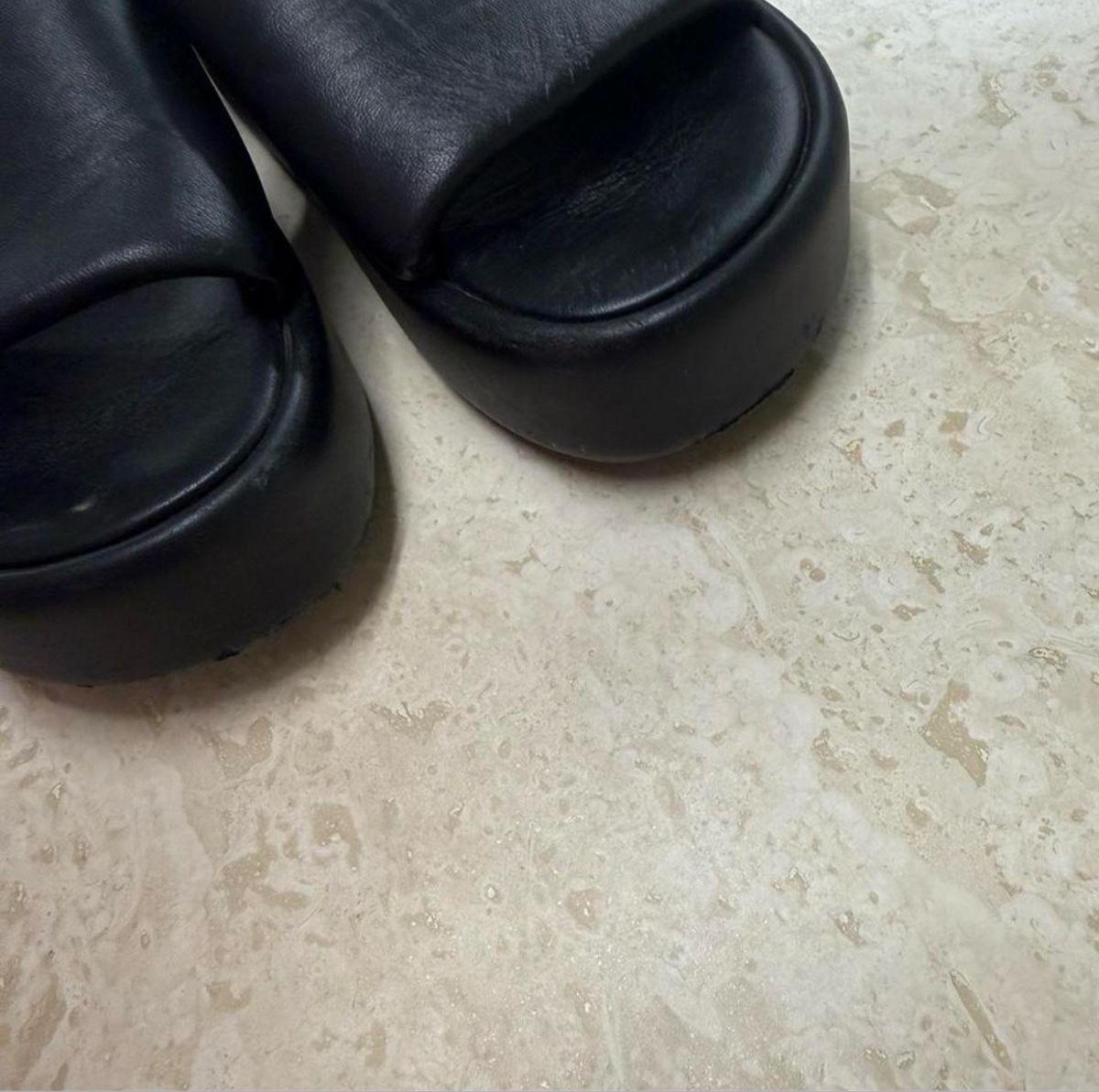 Balenciaga Scarpe da donna: Balenciaga Sandalen – Usato da Baar venduto da alm_9zdm 3