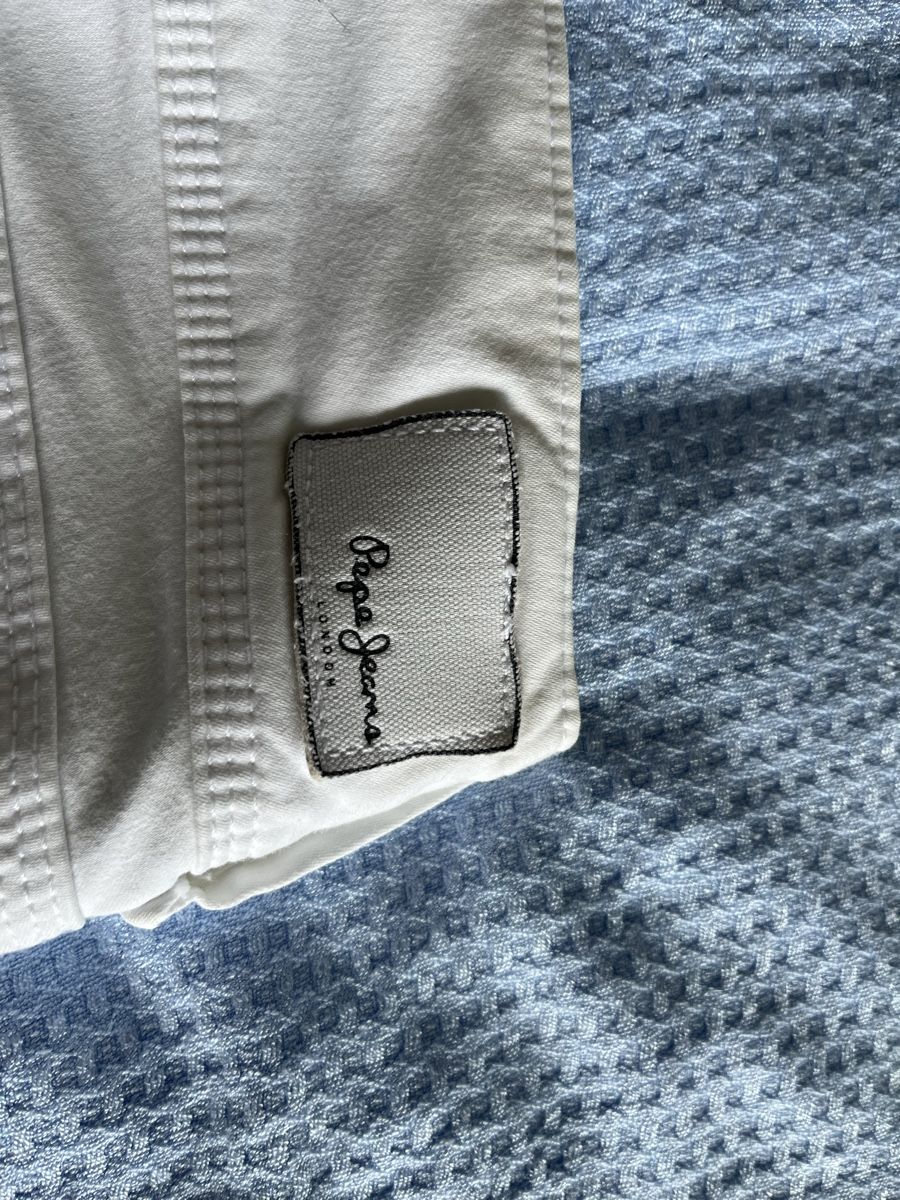 Pepe Jeans Jeans: Pepe Jeans 3/4 weiss – Usato da Giswil venduto da Mauritius9026 2
