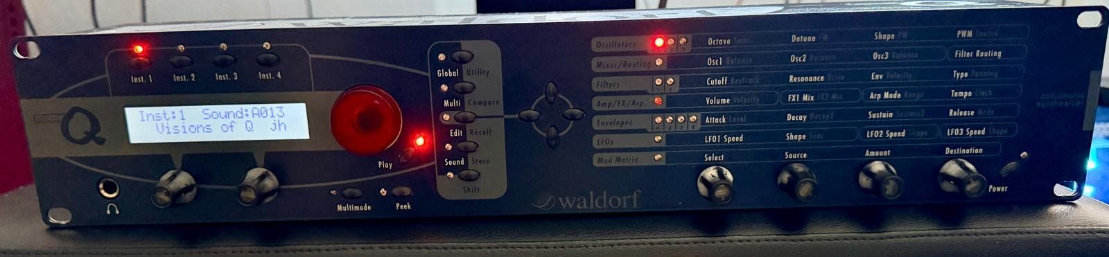 Waldorf Strumenti musicali: Waldorf Micro Q Blue Rackmount Synthesizer – Usato da Diepflingen venduto da T096241 2