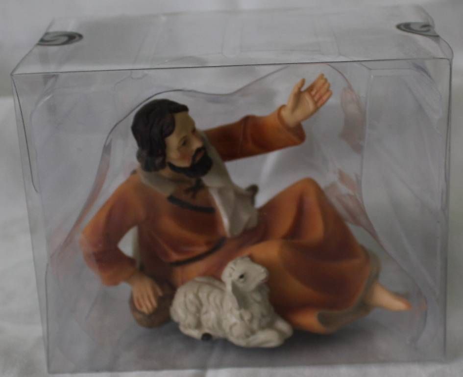 Statuette: Hirte sitzend mit Schaf b – Usato da Moosseedorf venduto da Tigerlily1 1