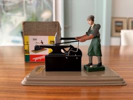 Fleischmann Antriebsmodell 232 «Schmied am Amboss» (1960er)