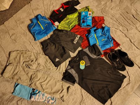 Sport Kleiderpaket Adidas Odlo Wanderhose Shorts 122-128cm