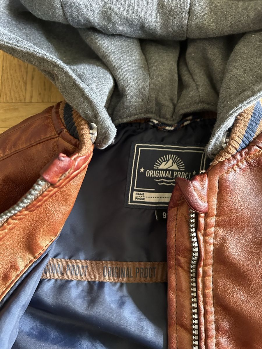 C&A Jacken & Mäntel: Blouson simili cuir mi-saison neuf / taille 98 – Gebraucht aus Meyrin von Bronx86 3